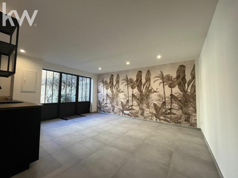 Immeuble mixte - 94 m² - 3 pièces