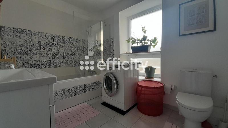 Appartement - 100 m² - 4 pièces