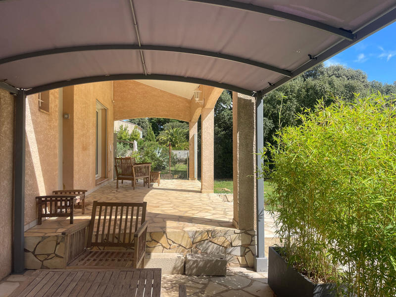 Maison - 135 m² - 6 pièces