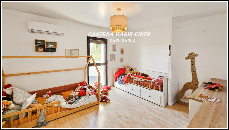 Maison - 178 m² - 6 pièces