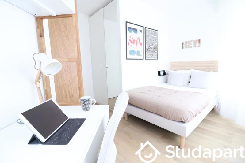 Chambre - 10 m² - 1 pièce