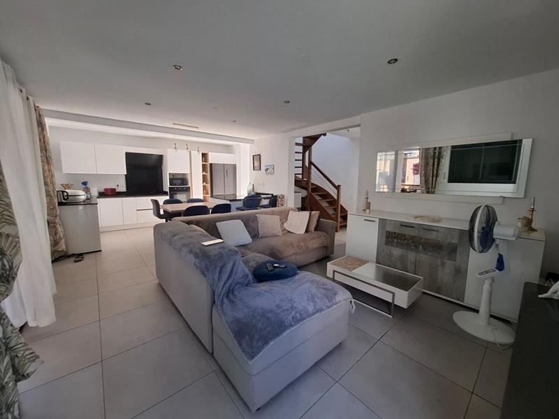 Maison - 95 m² - 4 pièces