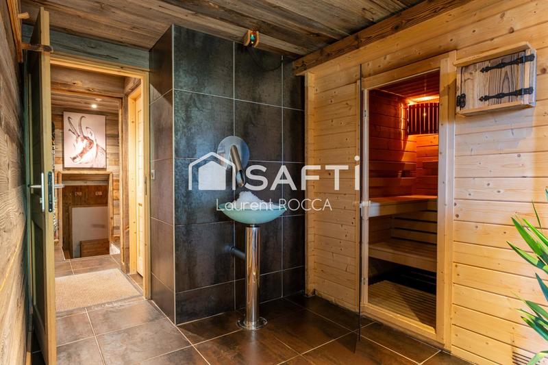 Châlet - 328 m² - 13 pièces