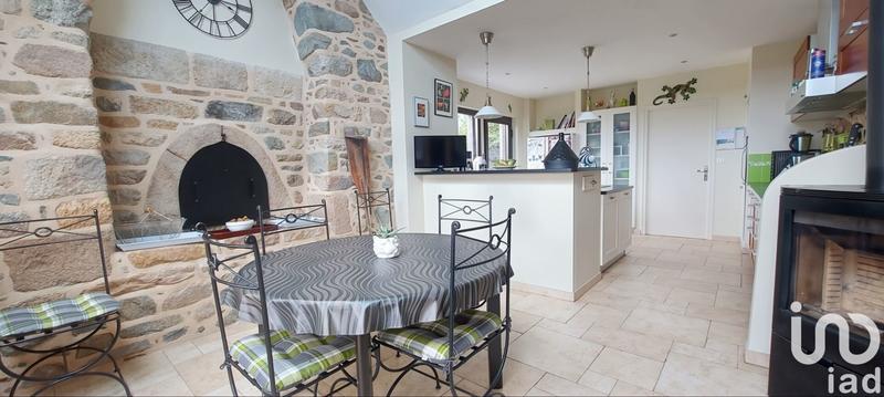 Maison - 290 m² - 10 pièces