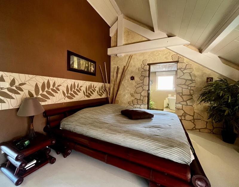 Maison - 120 m² - 6 pièces