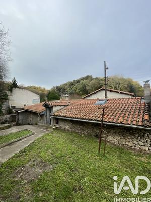 Maison - 105 m² - 5 pièces