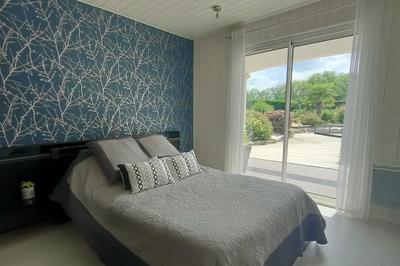 Maison - 200 m² - 6 pièces