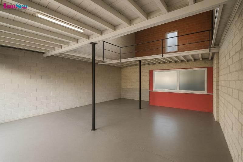 Local d'activité / Entrepôt - 45 m²