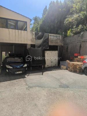 Maison - 200 m² - 6 pièces