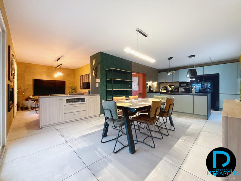 Maison - 133 m² - 4 pièces