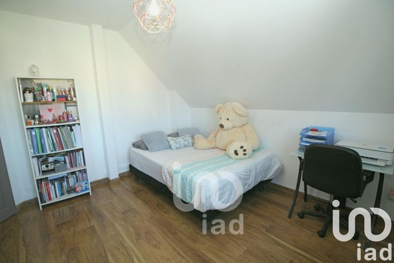 Maison - 230 m² - 5 pièces