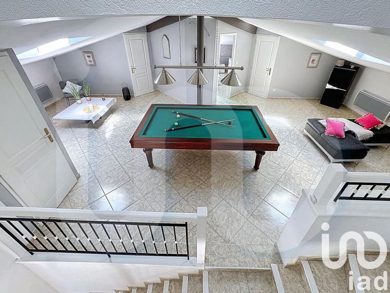 Maison - 285 m² - 7 pièces