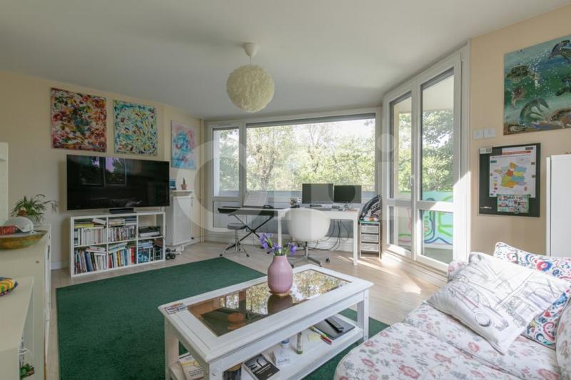 Appartement - 75 m² - 4 pièces