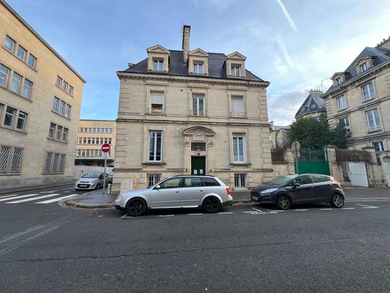 Studio - 18 m² - 1 pièce