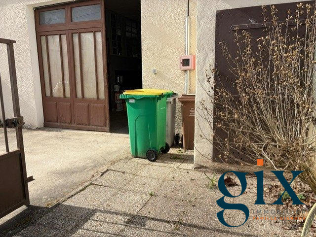 Local commercial - 148 m²