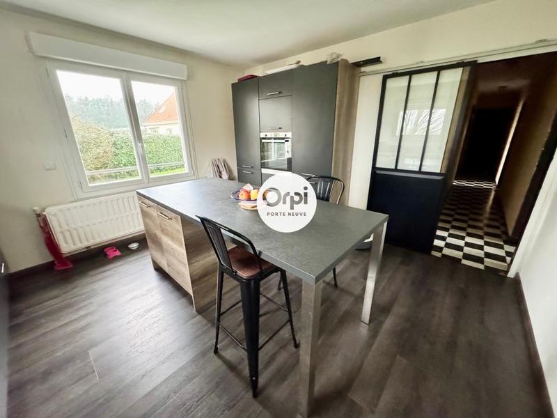 Maison - 190 m² - 6 pièces