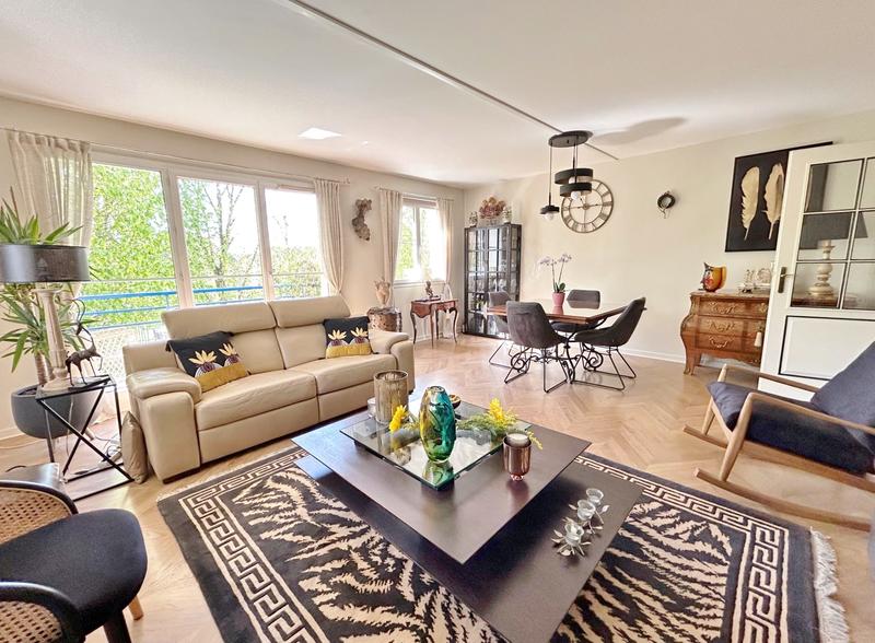 Appartement - 92 m² - 4 pièces