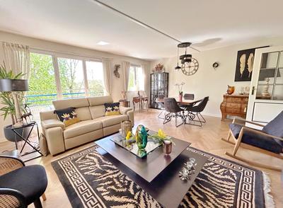 Appartement - 92 m² - 4 pièces