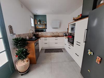 Maison - 102 m² - 5 pièces