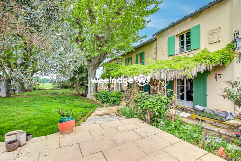 Bastide - 558 m² - 10 pièces