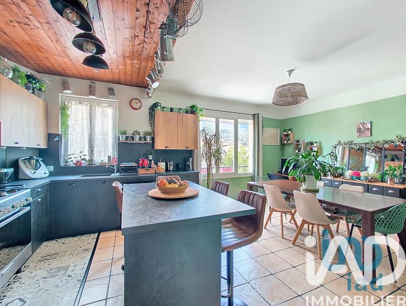 Maison de village - 90 m² - 3 pièces