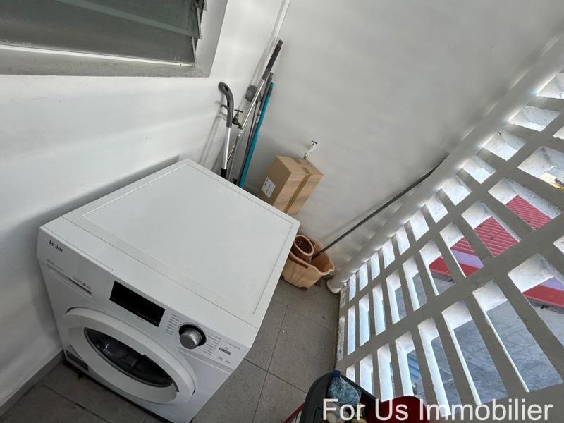 Appartement - 93 m² - 4 pièces