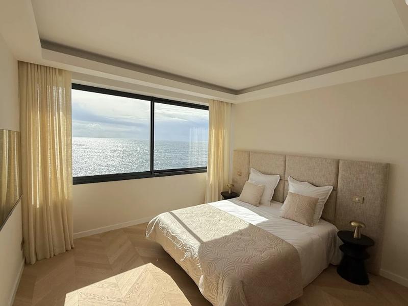 Villa - 247 m² - 6 pièces