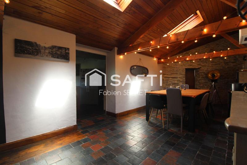 Maison - 193 m² - 8 pièces