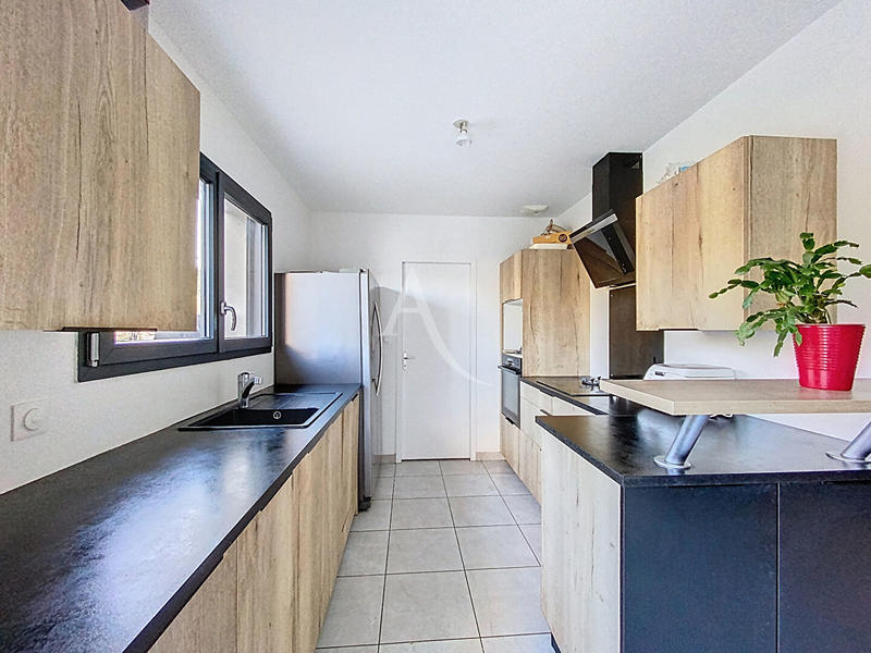 Maison - 110 m² - 6 pièces