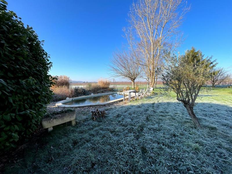 Maison - 300 m² - 7 pièces