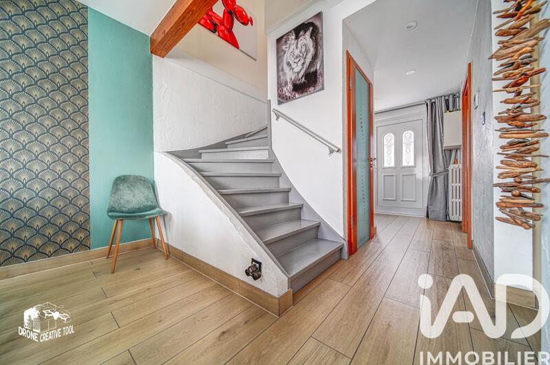 Maison - 90 m² - 4 pièces