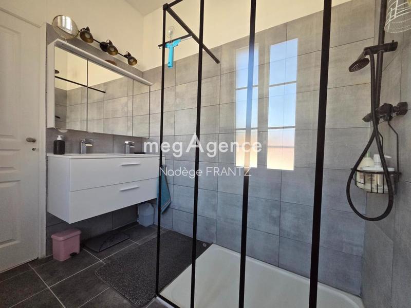 Maison - 101 m² - 5 pièces