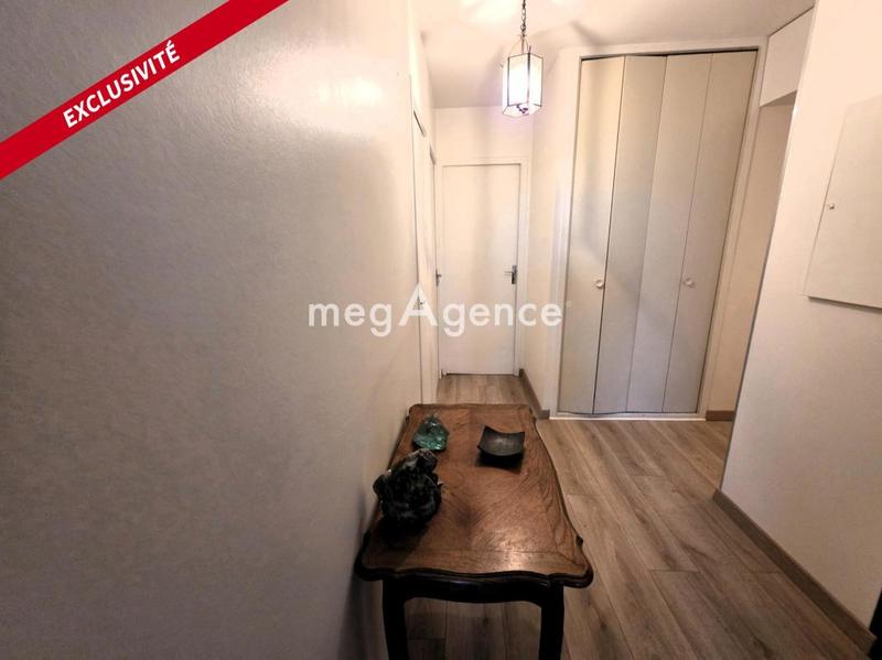 Appartement - 95 m² - 5 pièces