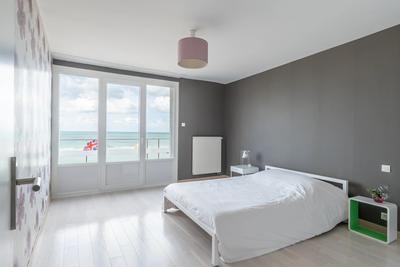 Appartement - 139 m² - 6 pièces