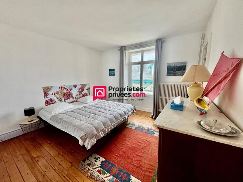 Appartement - 93 m² - 5 pièces