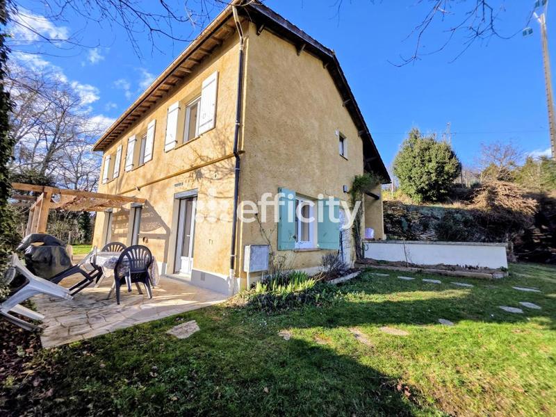 Maison - 150 m² - 6 pièces