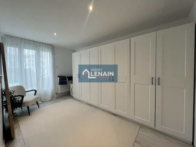 Appartement - 90 m² - 5 pièces