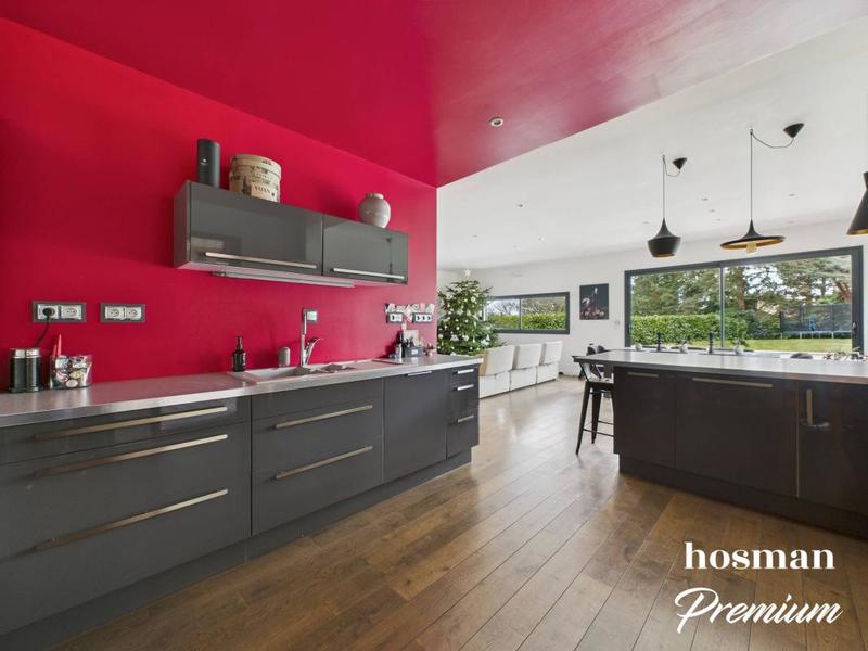 Maison - 165 m² - 6 pièces