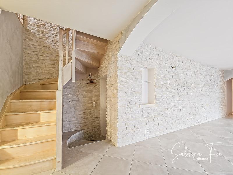 Maison - 165 m² - 6 pièces