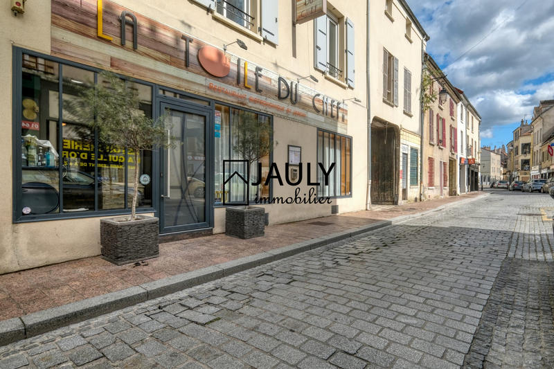 Fonds de commerce - 110 m²