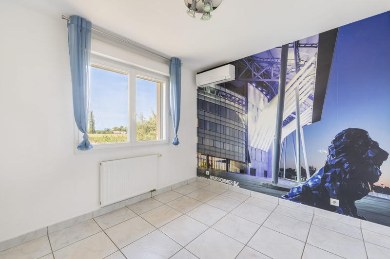 Villa - 237 m² - 7 pièces