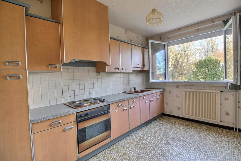 Appartement - 85 m² - 3 pièces