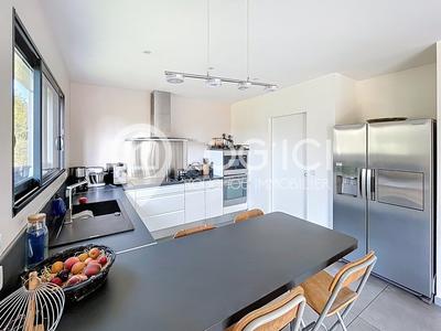 Maison - 133 m² - 5 pièces