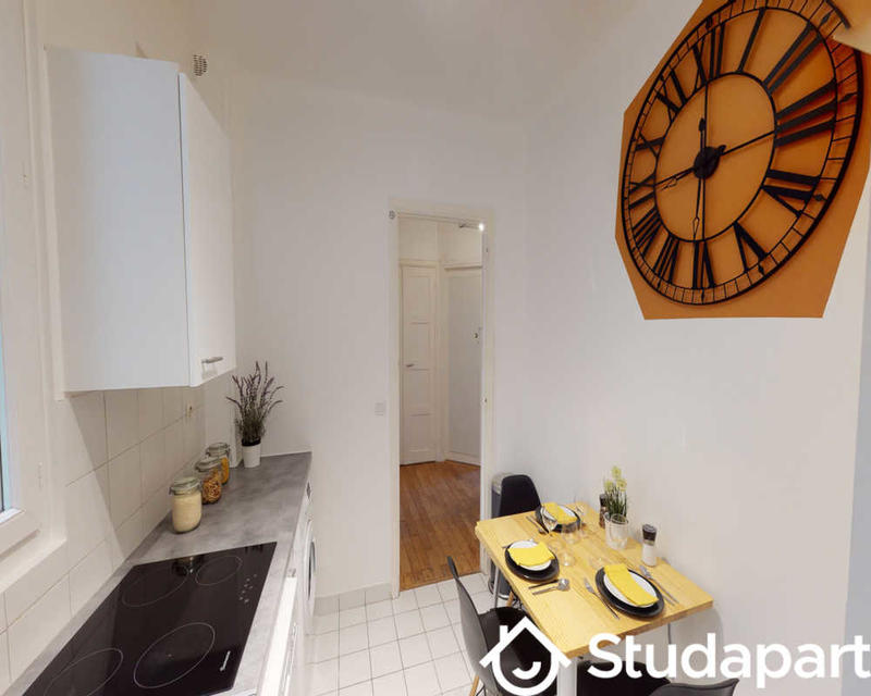 Chambre - 70 m² - 1 pièce