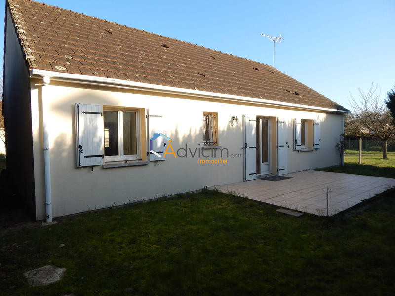 Maison - 90 m² - 4 pièces