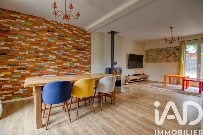 Maison - 95 m² - 5 pièces