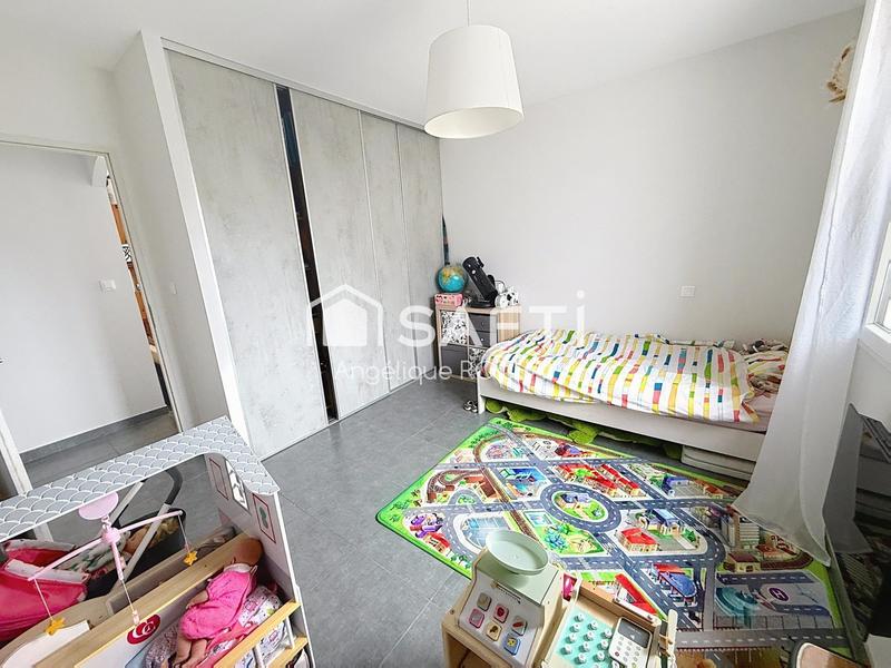 Maison - 96 m² - 4 pièces