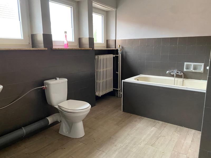 Maison - 156 m² - 8 pièces