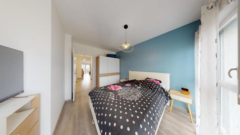 Appartement - 82 m² - 4 pièces