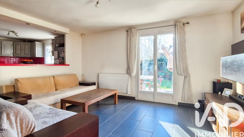 Maison - 97 m² - 5 pièces